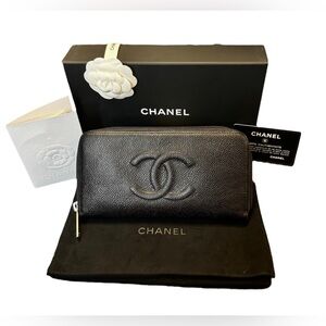 Chanel Coco Caviar Long Black Zip Wallet